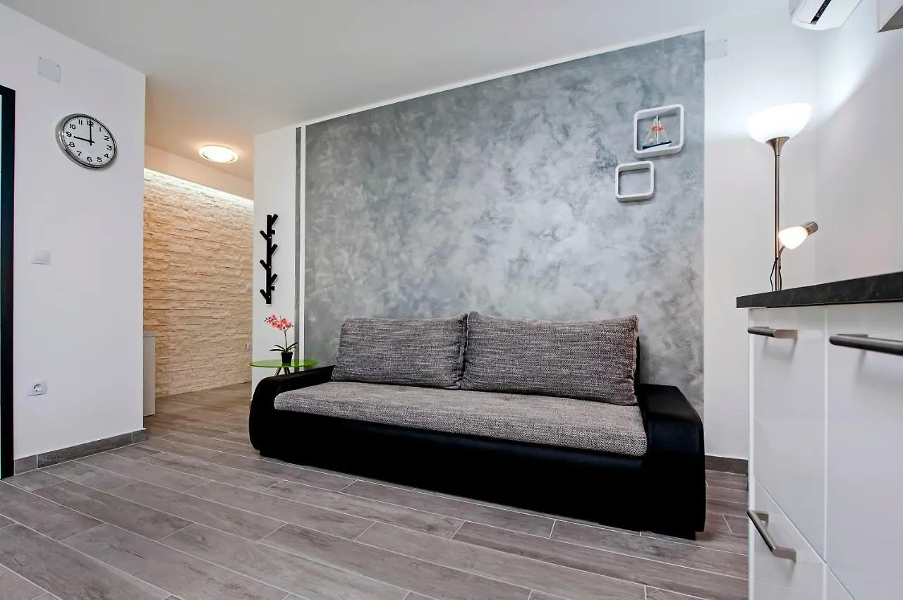 Apartment And Studio Tereza Rovinj