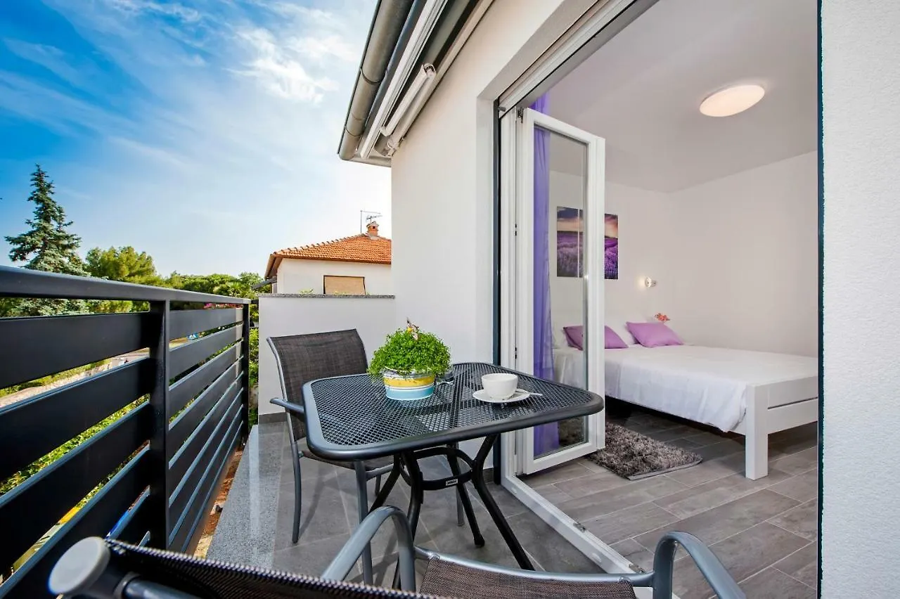 Apartment And Studio Tereza Rovinj