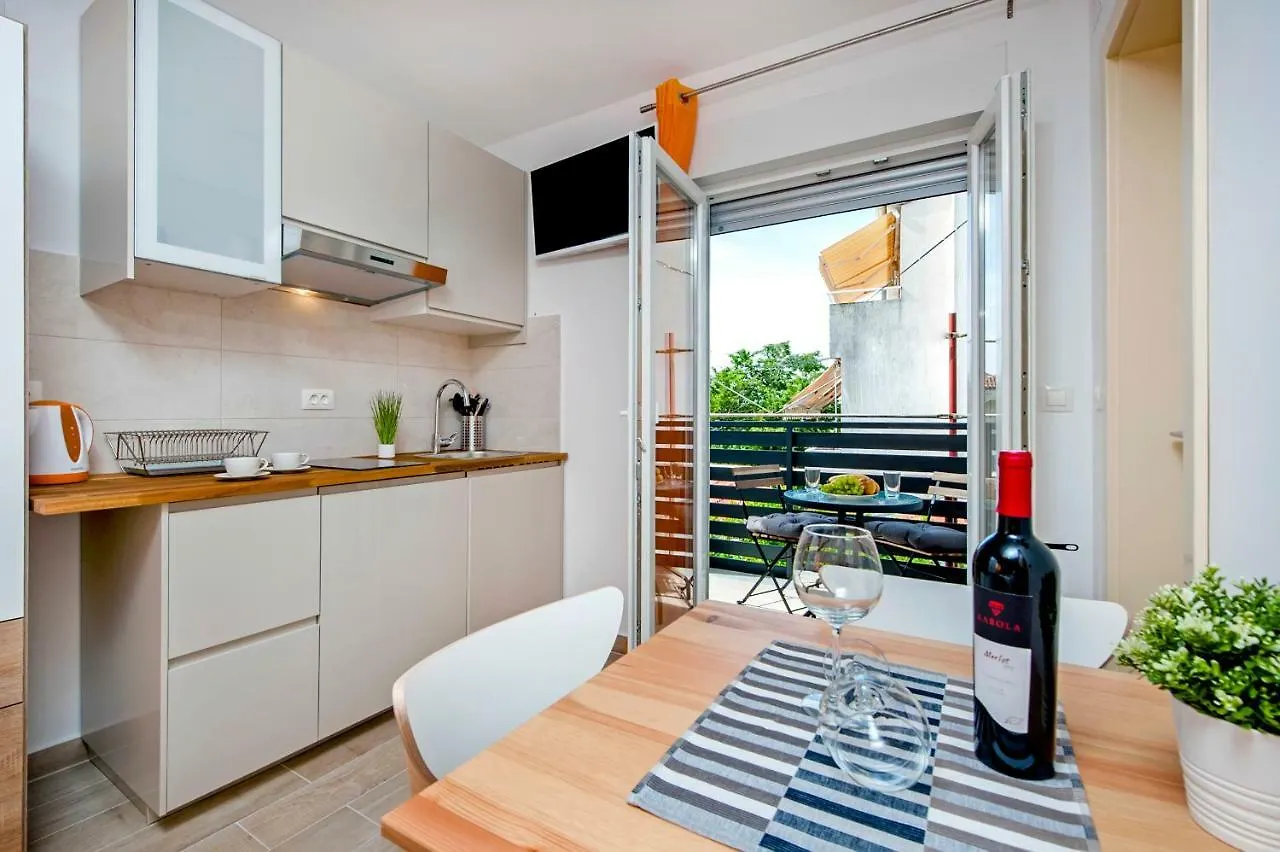 Apartment And Studio Tereza Rovinj