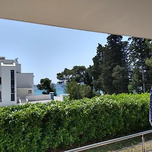 https://apartments-villa-vetma.hotels-in-trogir.com