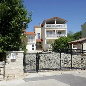 https://apartments-domic.pula-hotels.org